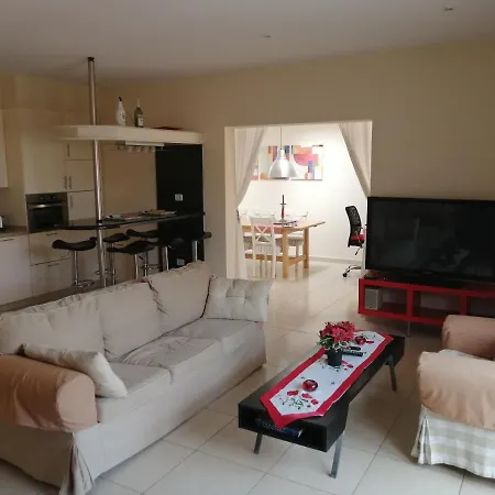 Casa Clover Коста-дель-Силенцио